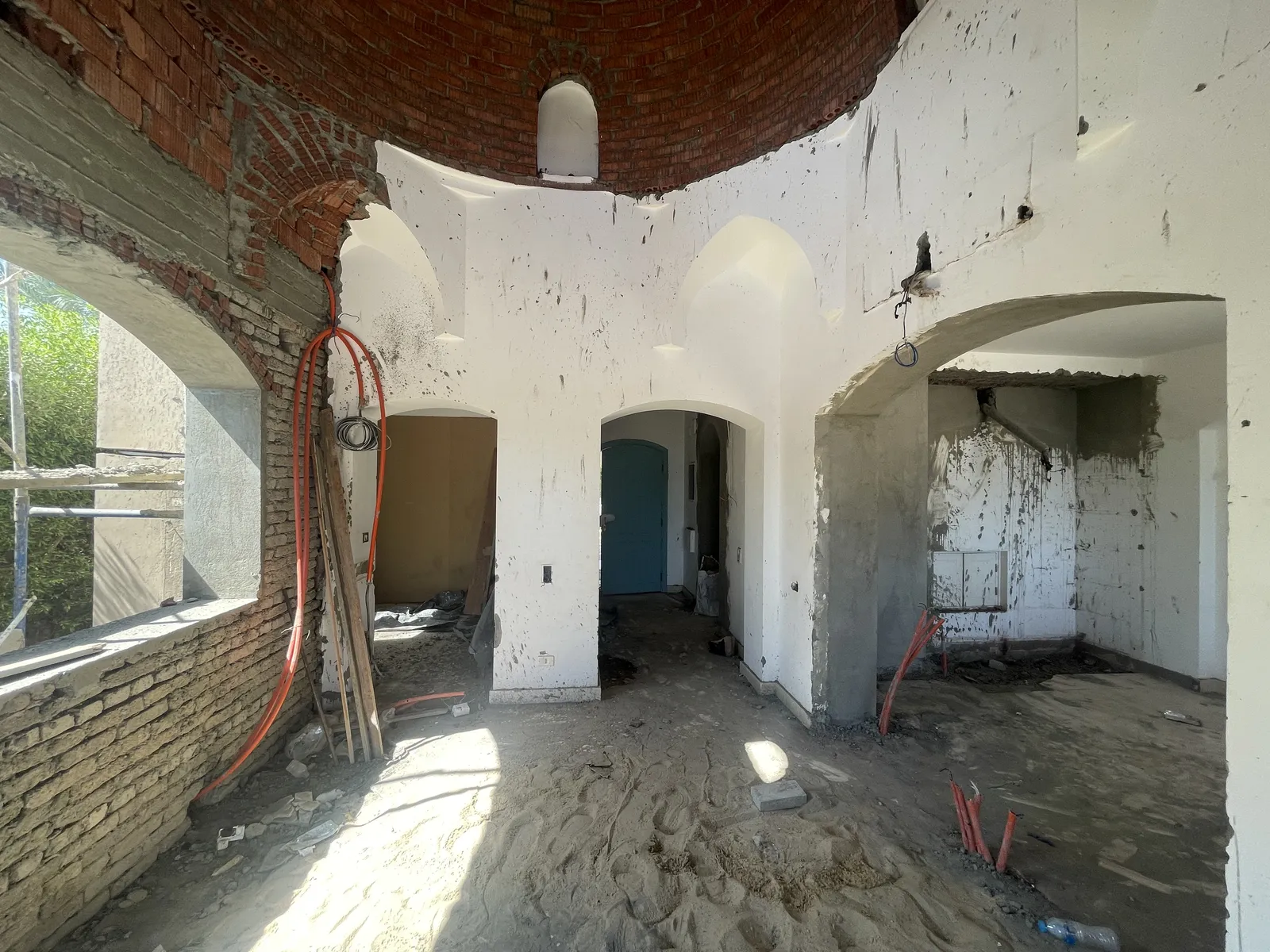 El Gouna Villa — 3D design: The domed hall — bare shell and delivered